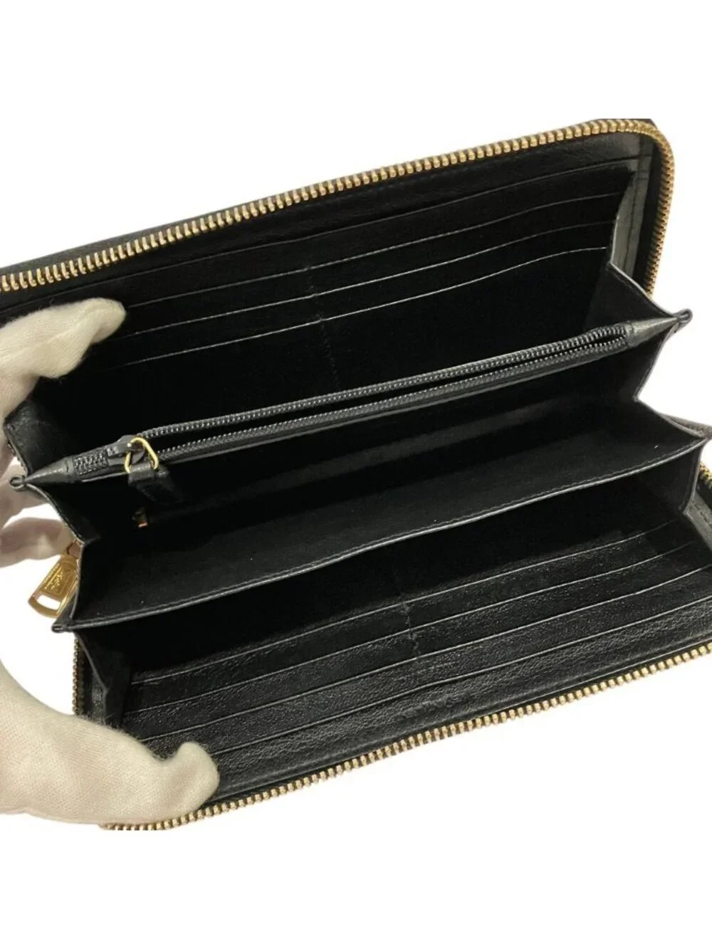 ★SOLD★ Saint Laurent Cassandra Leather Round Zip Wallet Black - Picture 7 of 10
